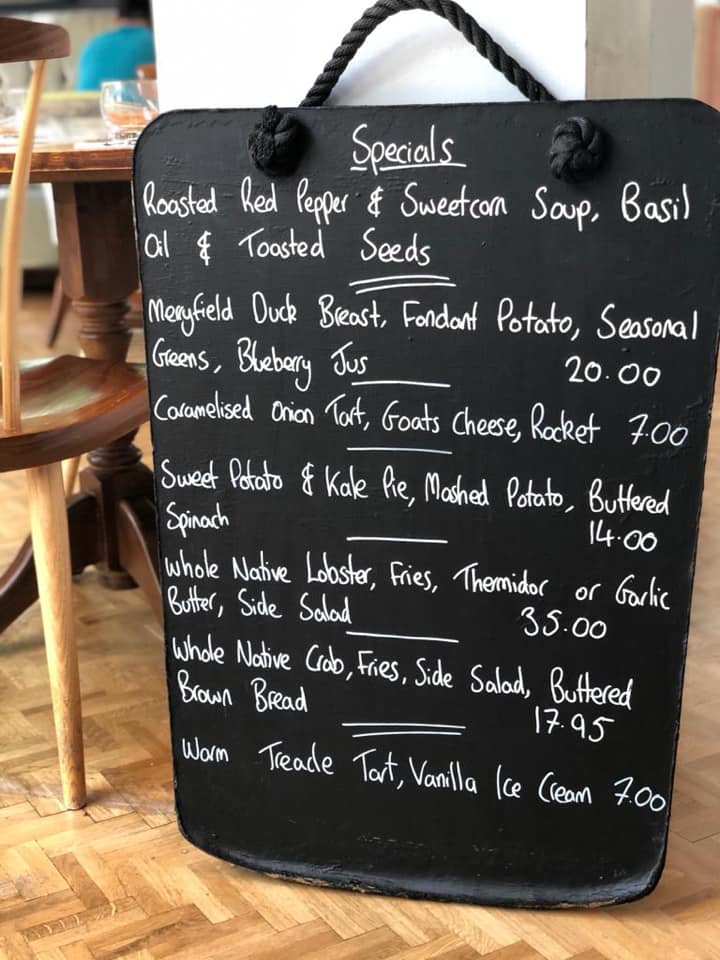 Rumsoaked Raisins, Bananas & Pecans